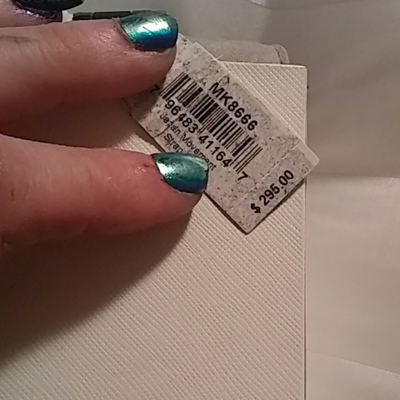 Michael kors watch - Picture 2 of 4